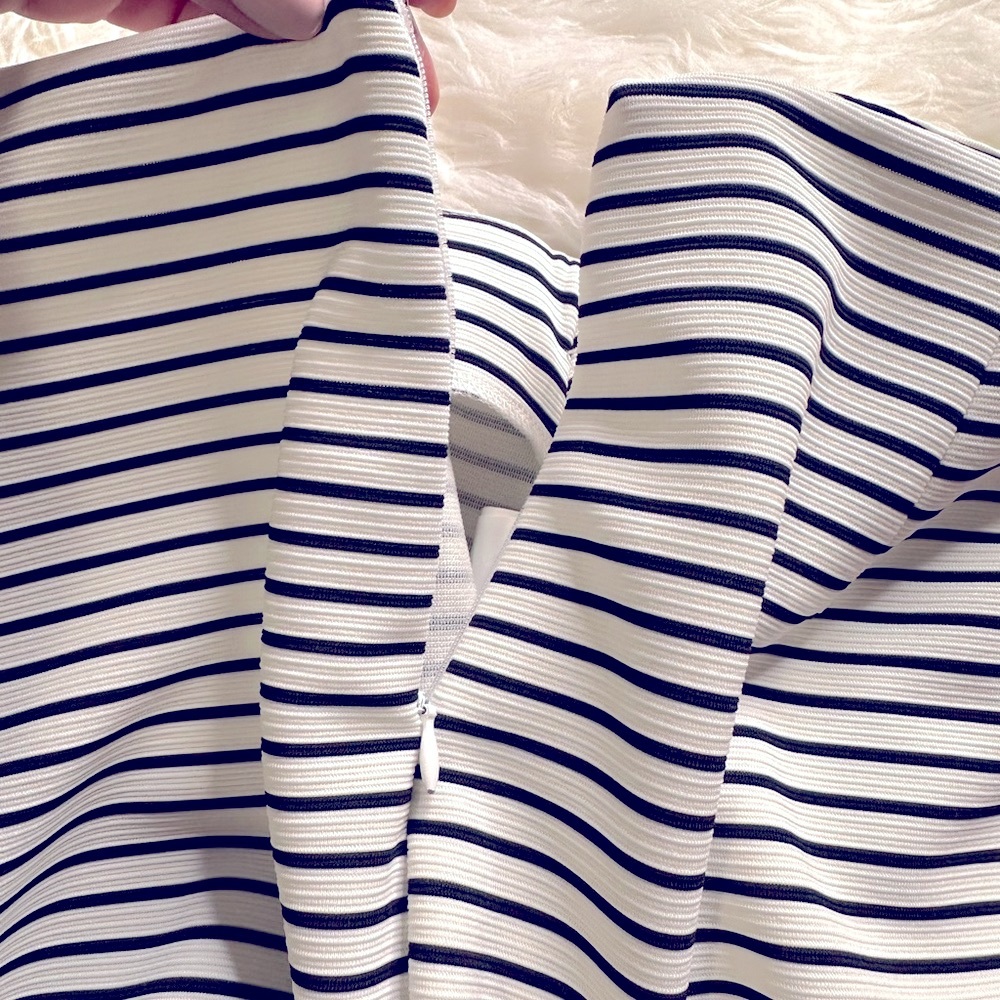NWOT Forever 21 striped Pencil Skirt - Picture 5 of 5